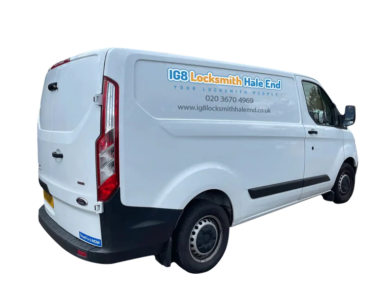 IG8 Locksmith Hale End van